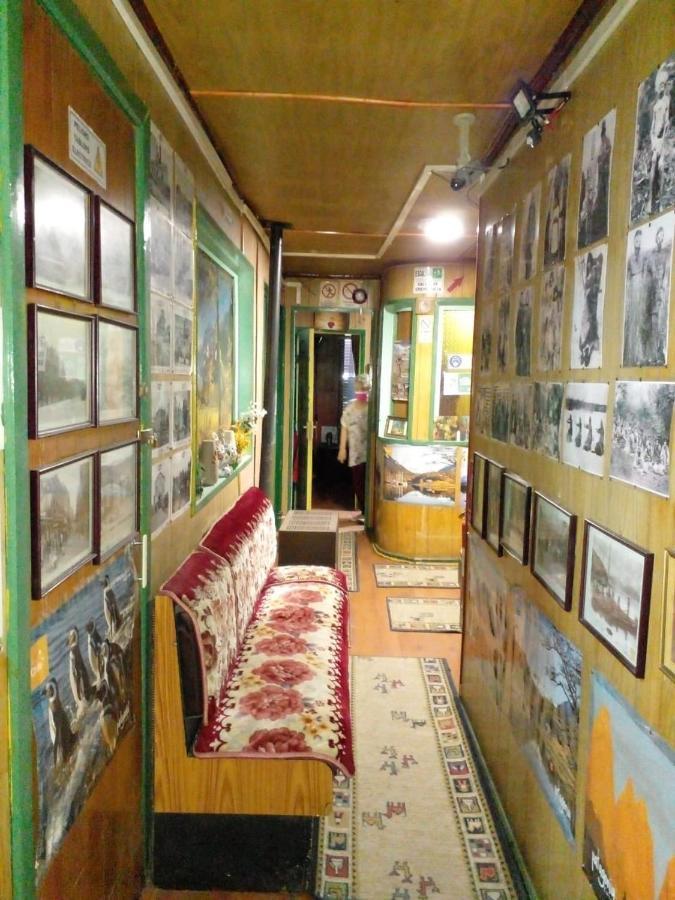 Alojamiento Familiar Rey Bed & Breakfast Punta Arenas Bagian luar foto