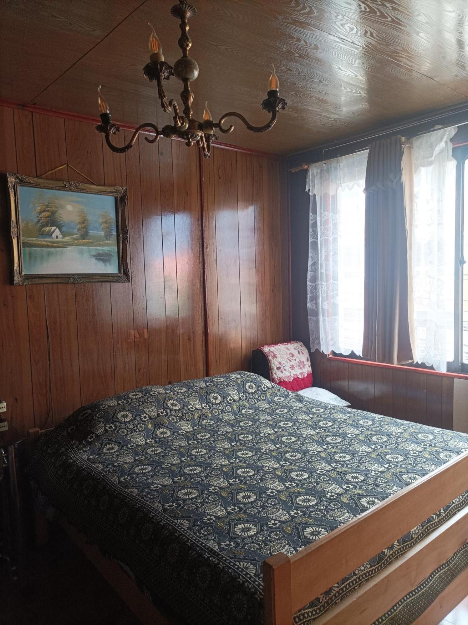 Alojamiento Familiar Rey Bed & Breakfast Punta Arenas Bagian luar foto