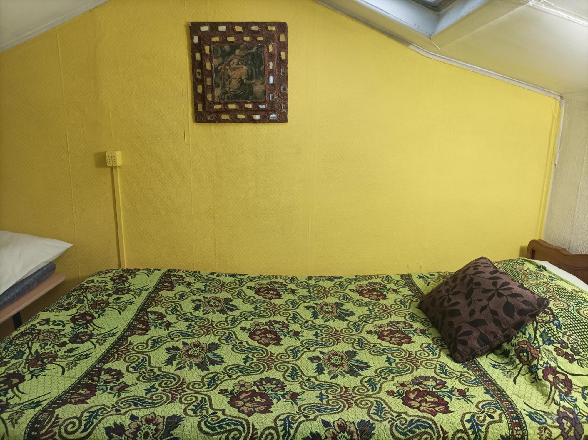 Alojamiento Familiar Rey Bed & Breakfast Punta Arenas Bagian luar foto