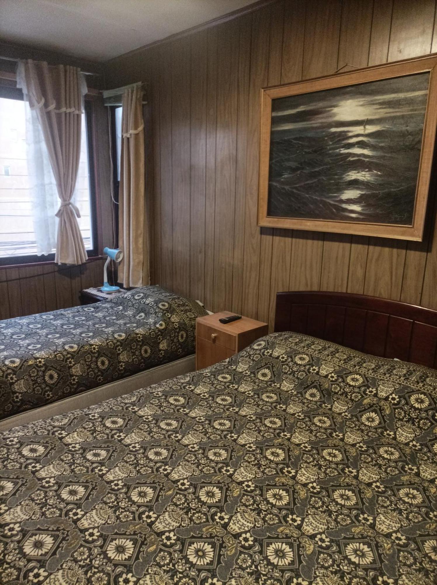Alojamiento Familiar Rey Bed & Breakfast Punta Arenas Bagian luar foto