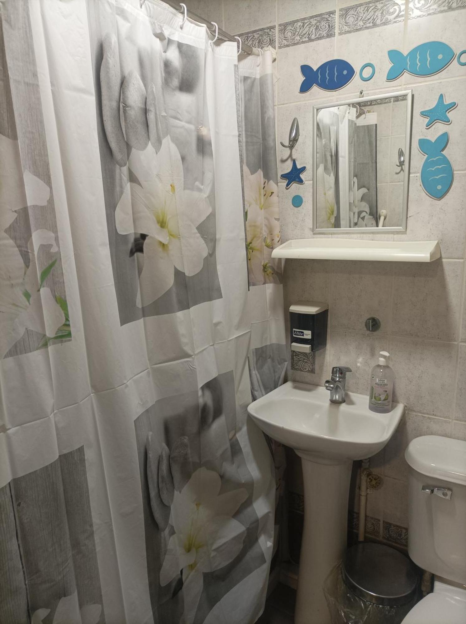 Alojamiento Familiar Rey Bed & Breakfast Punta Arenas Bagian luar foto