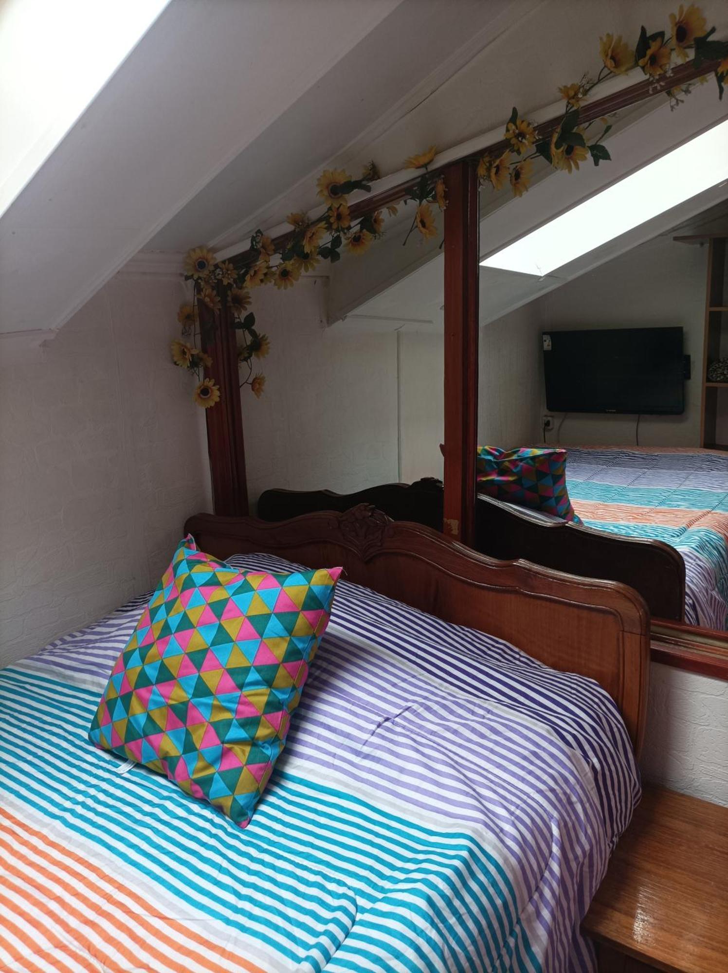 Alojamiento Familiar Rey Bed & Breakfast Punta Arenas Bagian luar foto